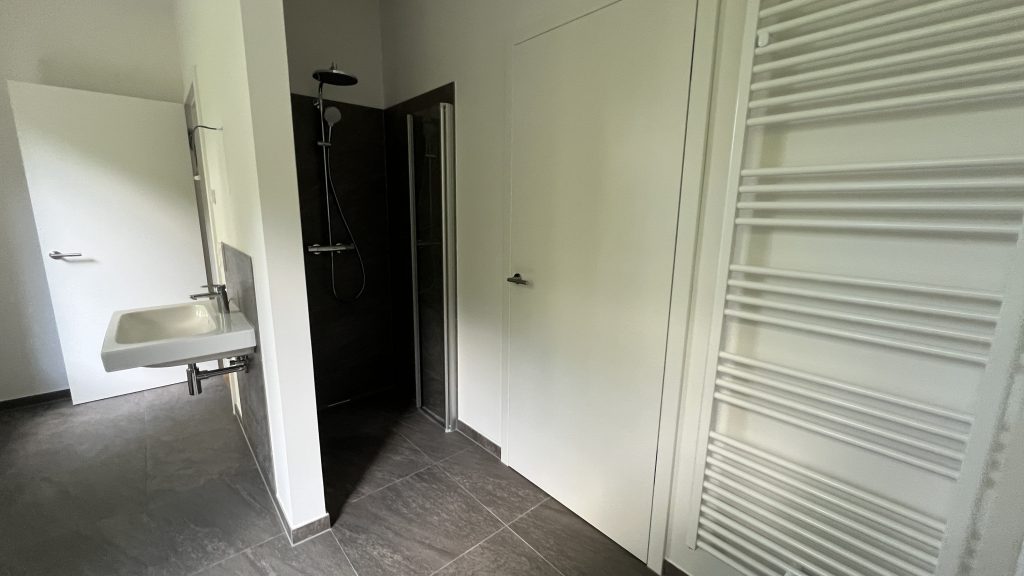 2025-07-10 12.06.24 Innenansicht Wohnung 12