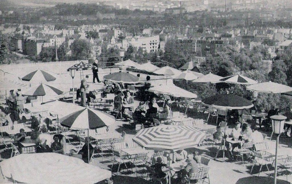 2023-08-22 21.45.34 Terrassen Café Schloss Osterstein Gera